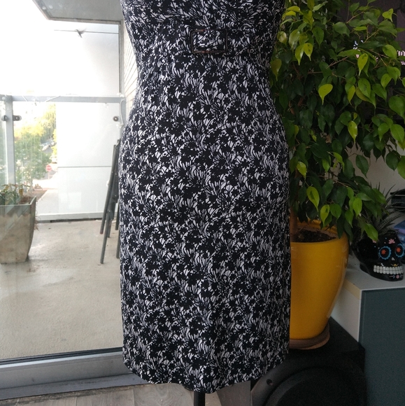 Knit print fitted belted midi dress office, evening, stretch - Picture 2 of 4